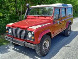 Rot Gebraucht 1997 Land Rover Defender SUV | € 12.399 (Superpreis)
