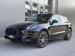 Schwarz Gebraucht 2017 Porsche Macan Turbo Performance Package SUV | € 46.990 (Fairer Preis)