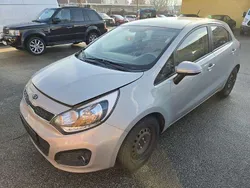 Silber Gebraucht 2012 Kia Rio Limousine | € 1.990