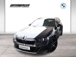 Grau Gebraucht 2025 BMW 540 Comfort Edition Kombi | € 89.500 (Superpreis)