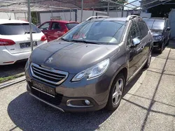 Grau Gebraucht 2014 Peugeot 2008 Allure SUV | € 7.880 (Guter Preis)