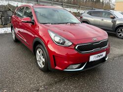Rot Gebraucht 2019 Kia Niro Silver SUV | € 17.490 (Fairer Preis)