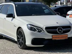 Weiß Gebraucht 2013 Mercedes E63 AMG AMG Kombi | € 39.900