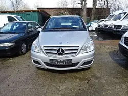 Silber Gebraucht 2009 Mercedes B170 Van / Kleinbus | € 3.990 (Etwas zu teuer)