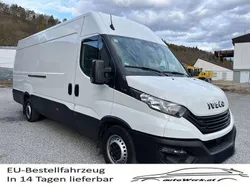 Weiß Gebraucht 2023 Iveco Daily Van | € 45.000 (Guter Preis)