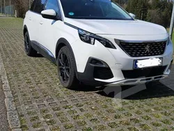 Gebraucht 2018 Peugeot 5008 Allure Van / Kleinbus | € 19.850 (Guter Preis)