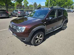 Braun Gebraucht 2017 Dacia Duster Black Shadow SUV | € 10.000 (Superpreis)