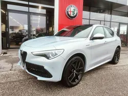 Weiß Gebraucht 2020 Alfa Romeo Stelvio Veloce SUV | € 33.990 (Fairer Preis)