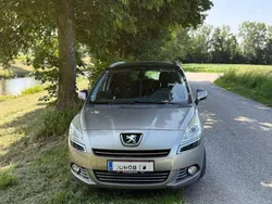 Bronze Gebraucht 2011 Peugeot 5008 Van / Kleinbus | € 3.300 (Guter Preis)
