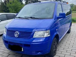 Blau Gebraucht 2009 VW T5 Van | € 15.000