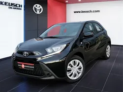 Persian salt grau metallic Neu 2024 Toyota Aygo Play Kleinwagen | € 15.990 (Fairer Preis)
