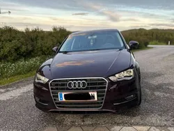 Violett Gebraucht 2015 Audi A3 Sportback Limousine | € 11.500