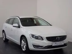 Weiß Gebraucht 2018 Volvo V60 Momentum Kombi | € 22.990 (Superpreis)