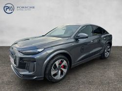 Mittelgrau metallicperleffekt Gebraucht 2025 Audi Q6 Sportback e-tron Ambiente SUV | € 84.950