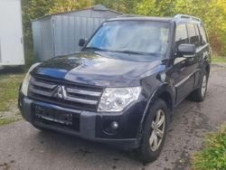 Schwarz Gebraucht 2008 Mitsubishi Pajero Instyle SUV | € 5.990