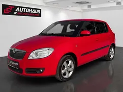 Rot Gebraucht 2010 Skoda Fabia Clever Limousine | € 4.890 (Fairer Preis)