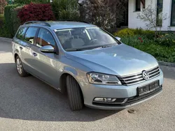 Grau Gebraucht 2012 VW Passat Comfortline Kombi | € 8.990 (Etwas zu teuer)