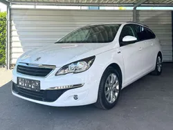 Weiß Gebraucht 2017 Peugeot 308 Style Kombi | € 10.470 (Fairer Preis)