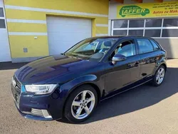 Blau Gebraucht 2018 Audi A3 Sportback Sport Limousine | € 17.599 (Guter Preis)