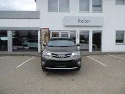 Braun Gebraucht 2014 Toyota RAV4 SUV | € 13.990 (Fairer Preis)