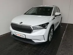 Weiss metallic Gebraucht 2022 Skoda Enyaq iV SUV | € 26.590 (Superpreis)