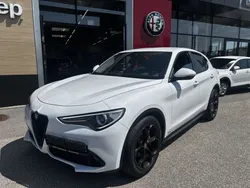 Weiß Gebraucht 2017 Alfa Romeo Stelvio Super SUV | € 24.990 (Fairer Preis)
