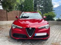 Rot Gebraucht 2017 Alfa Romeo Stelvio SUV | € 20.900 (Superpreis)