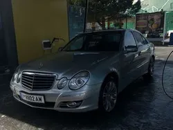 Silber Gebraucht 2006 Mercedes E320 Avantgarde Limousine | € 8.800 (Fairer Preis)