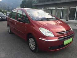 Rot Gebraucht 2005 Citroën Xsara Picasso Van / Kleinbus | € 3.000