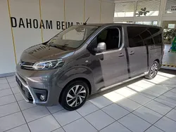 Grau Gebraucht 2023 Toyota Proace Verso Kombi | € 42.990 (Guter Preis)