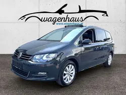 Grau Gebraucht 2020 VW Sharan Business+ Van / Kleinbus | € 32.990