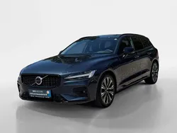 Blau Gebraucht 2024 Volvo V60 Plus Kombi | € 40.650 (Fairer Preis)