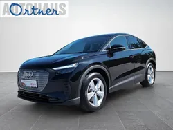 Schwarz metallic Gebraucht 2024 Audi Q4 Sportback e-tron Comfort SUV | € 39.878