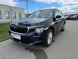 Schwarz metallicperleffektno Neu 2025 Skoda Kamiq Selection SUV | € 27.990 (Guter Preis)