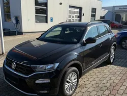 Schwarz metallicperleffektno Gebraucht 2019 VW T-Roc Design SUV | € 21.900 (Superpreis)