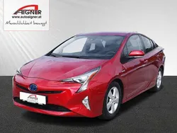 Rot Gebraucht 2016 Toyota Prius Lounge Kleinwagen | € 19.490 (Fairer Preis)