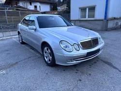 Gebraucht 2004 Mercedes E320 Avantgarde Limousine | € 2.200 (Fairer Preis)