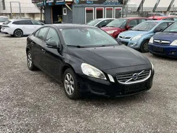 Schwarz Gebraucht 2011 Volvo S60 Limousine | € 5.100