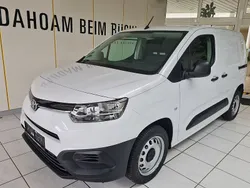 Weiß Gebraucht 2023 Toyota Proace Basis Van | € 20.690 (Guter Preis)