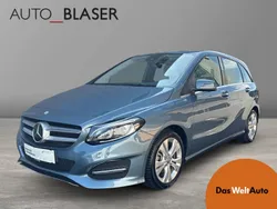 Hellblau metallic Gebraucht 2015 Mercedes B200 Van / Kleinbus | € 16.580 (Guter Preis)
