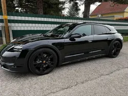 Schwarz Gebraucht 2023 Porsche Taycan Performance Package Limousine | € 89.900 (Fairer Preis)