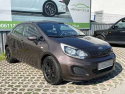 Braun Gebraucht 2012 Kia Rio Kleinwagen | € 5.450 (Fairer Preis)