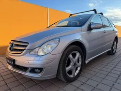 Grau Gebraucht 2006 Mercedes R320 Van / Kleinbus | € 9.990
