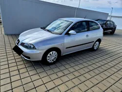 Silber Gebraucht 2002 Seat Ibiza Limousine | € 1.400 (Guter Preis)