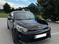 Schwarz Gebraucht 2018 Kia Rio Silver Limousine | € 10.000 (Fairer Preis)