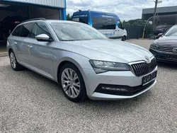 Silber Gebraucht 2022 Skoda Superb Ambition Kombi | € 16.990 (Superpreis)