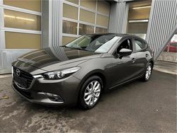 Gebraucht 2016 Mazda 3 Inclusive Limousine | € 11.490 (Etwas zu teuer)