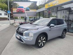 Grau Gebraucht 2025 Mitsubishi Outlander P-HEV SUV | € 58.490