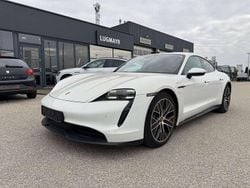 Weiss normal Gebraucht 2021 Porsche Taycan Limousine | € 53.975 (Fairer Preis)