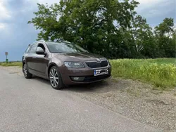 Braun Gebraucht 2016 Skoda Octavia Style Kombi | € 12.250 (Superpreis)